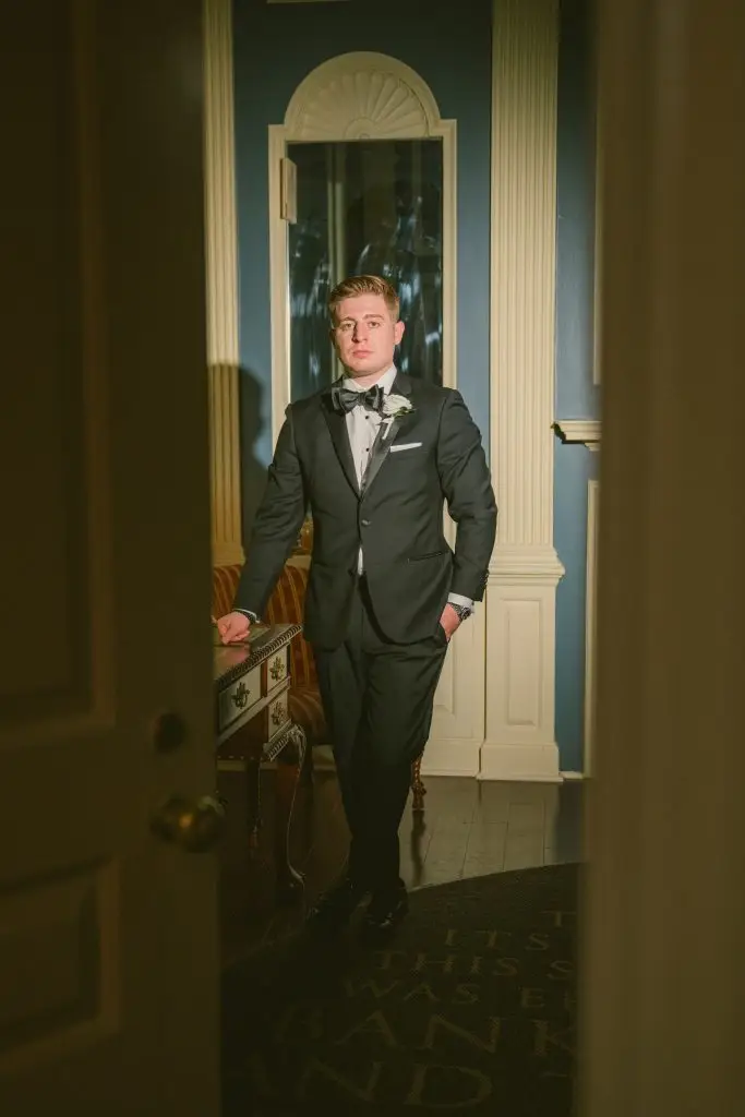 Groom's portrait at 48th Wall Street, New York City​