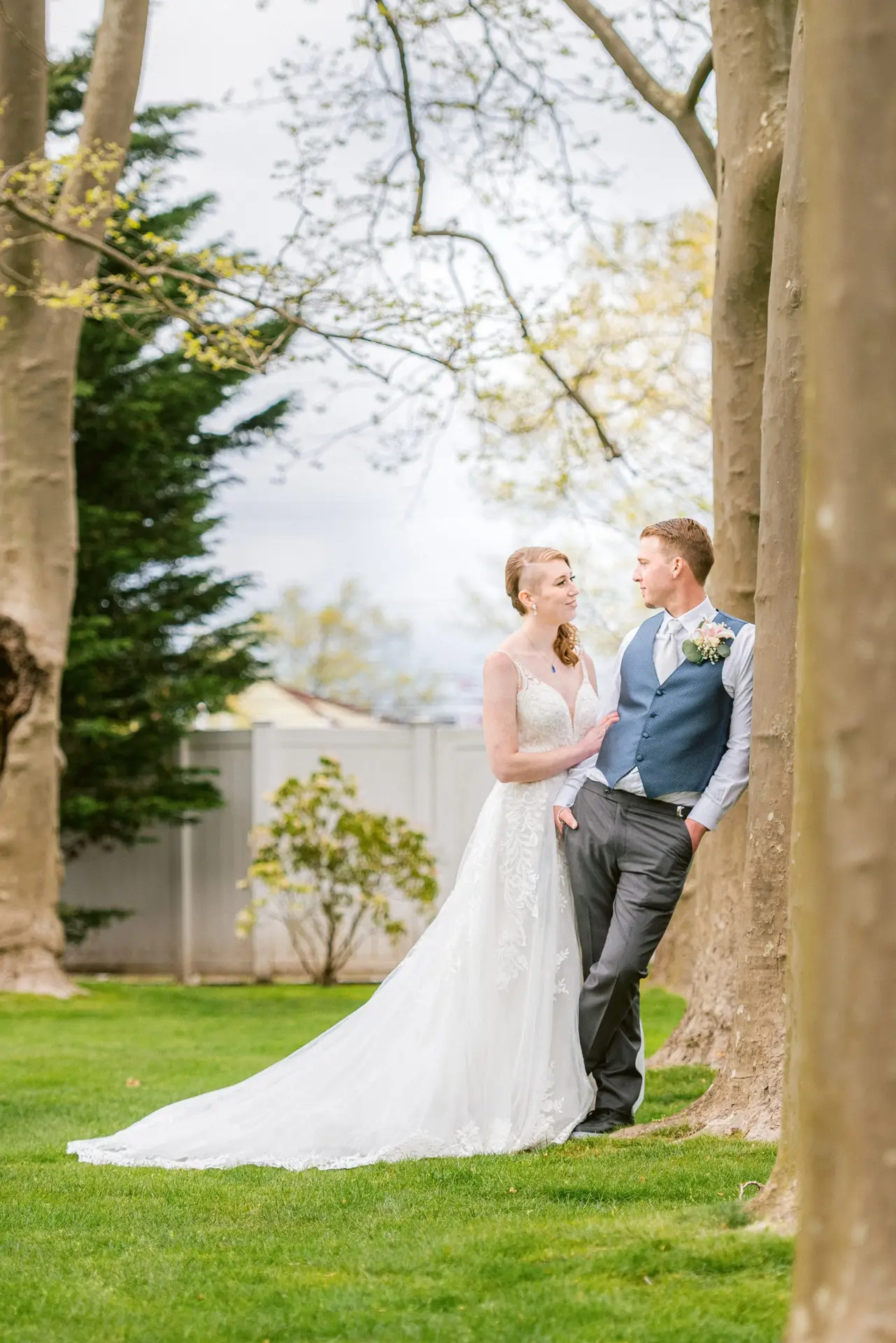 Elegant wedding portrait at Stewart Manor Country Club Garden City